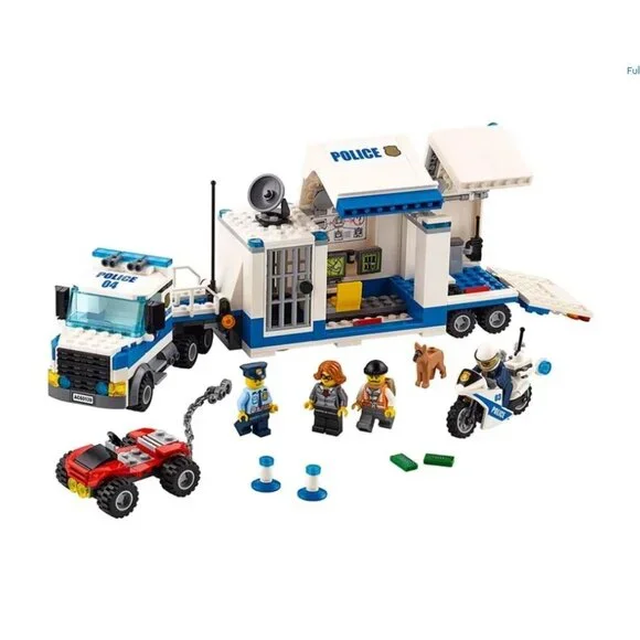 Lego City Mobile Command Center #60139 - Picture 2 of 3